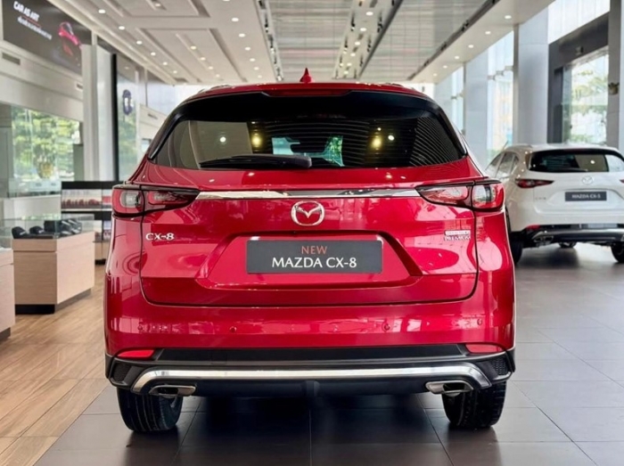 Gi&aacute; xe Mazda CX-8 lăn b&aacute;nh đầu th&aacute;ng 2/2026 cực rẻ, dễ cho Ford Everest v&agrave; Toyota Fortuner &lsquo;đo v&aacute;n&rsquo; ảnh 3