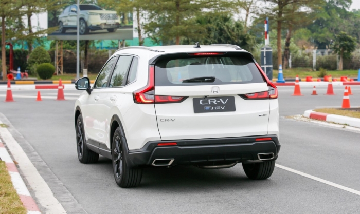 Quyết đấu Mazda CX-5, Honda CR-V giảm gi&aacute; lăn b&aacute;nh &lsquo;rẻ kh&oacute; tin&rsquo; nhờ ưu đ&atilde;i khủng đầu th&aacute;ng 2/2026 ảnh 3