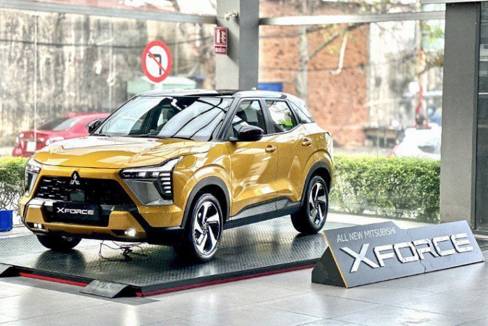 Quyết &lsquo;&aacute;p chế&rsquo; Toyota Yaris Cross, gi&aacute; lăn b&aacute;nh Mitsubishi Xforce đầu th&aacute;ng 2/2026 giảm xuống cực rẻ ảnh 2