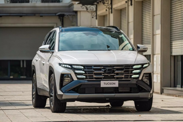 Quyết đấu Mazda CX-5 v&agrave; Honda CR-V, Hyundai Tucson d&ugrave;ng si&ecirc;u ưu đ&atilde;i hạ gi&aacute; lăn b&aacute;nh đầu th&aacute;ng 2/2026 ảnh 3