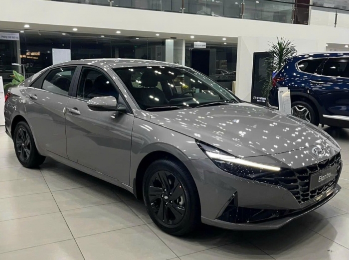&lsquo;Chơi tất tay&rsquo; với Mazda3 v&agrave; Kia K3, Hyundai Elantra giảm gi&aacute; lăn b&aacute;nh &lsquo;rẻ như cho&rsquo; đầu th&aacute;ng 2/2026 ảnh 1