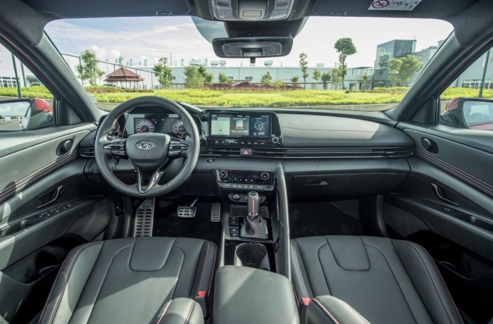 &lsquo;Chơi tất tay&rsquo; với Mazda3 v&agrave; Kia K3, Hyundai Elantra giảm gi&aacute; lăn b&aacute;nh &lsquo;rẻ như cho&rsquo; đầu th&aacute;ng 2/2026 ảnh 5