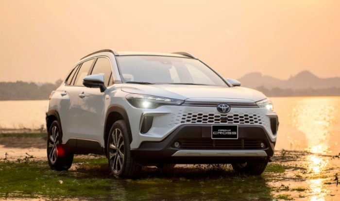 Gi&aacute; lăn b&aacute;nh Toyota Corolla Cross cập nhật đầu th&aacute;ng 2/2026 si&ecirc;u rẻ, đẩy Kia Seltos v&agrave;o 'thế kh&oacute;' ảnh 2