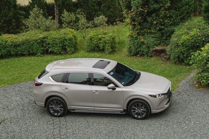 Mazda CX-8 giảm gi&aacute; lăn b&aacute;nh giữa th&aacute;ng 2/2026 rẻ bậc nhất ph&acirc;n kh&uacute;c cỡ D, đại chiến Ford Everest ảnh 2