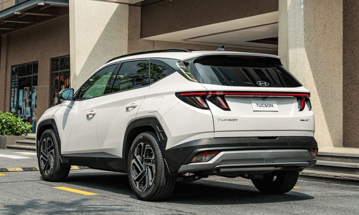 Nhận ưu đ&atilde;i khủng gi&uacute;p gi&aacute; lăn b&aacute;nh Hyundai Tucson giữa th&aacute;ng 2/2026 giảm mạnh, 'đ&egrave; bẹp' Mazda CX-5 ảnh 4