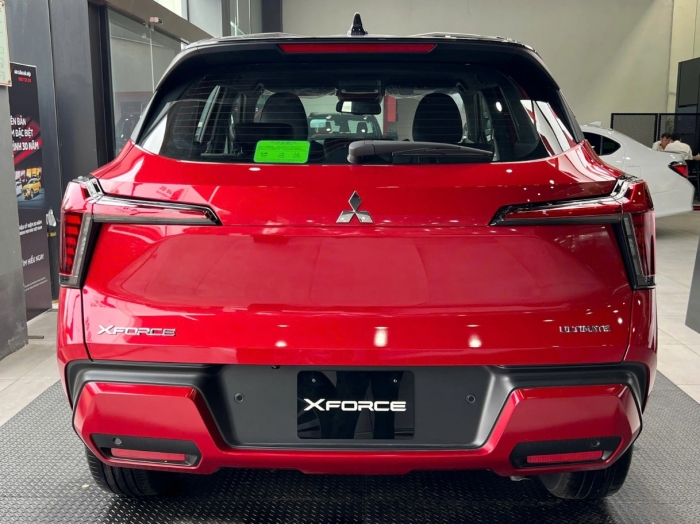 Gi&aacute; xe Mitsubishi Xforce giữa th&aacute;ng 2/2026 đang rẻ &lsquo;chạm đ&aacute;y&rsquo;, &lsquo;hạ knock-out&rsquo; Toyota Yaris Cross ảnh 4
