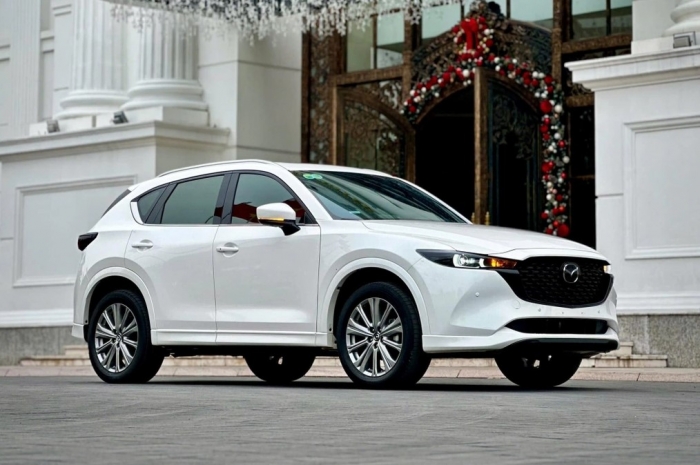 Gi&aacute; xe Mazda CX-5 lăn b&aacute;nh cuối th&aacute;ng 2/2026 rẻ &lsquo;v&ocirc; đối&rsquo; ph&acirc;n kh&uacute;c cỡ C, &lsquo;chơi tới bến&rsquo; Honda CR-V ảnh 2