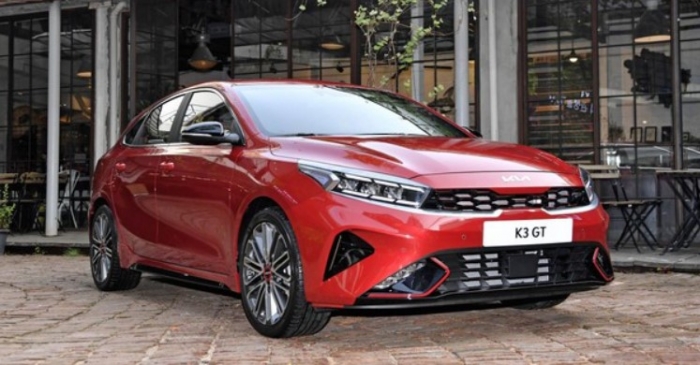 Bảng gi&aacute; xe Kia K3 lăn b&aacute;nh cập nhật đầu th&aacute;ng 3/2026: Rẻ &aacute;t v&iacute;a Mazda3, &lsquo;đ&egrave; bẹp&rsquo; cả Hyundai Elantra ảnh 2
