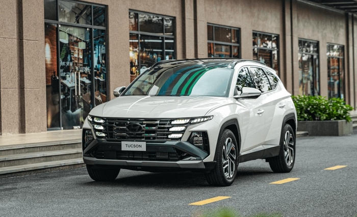 &lsquo;Gạt gi&ograve;&rsquo; Mazda CX-5 v&agrave; Honda CR-V, Hyundai Tucson giảm gi&aacute; lăn b&aacute;nh cuối th&aacute;ng 2/2026 xuống cực rẻ ảnh 2