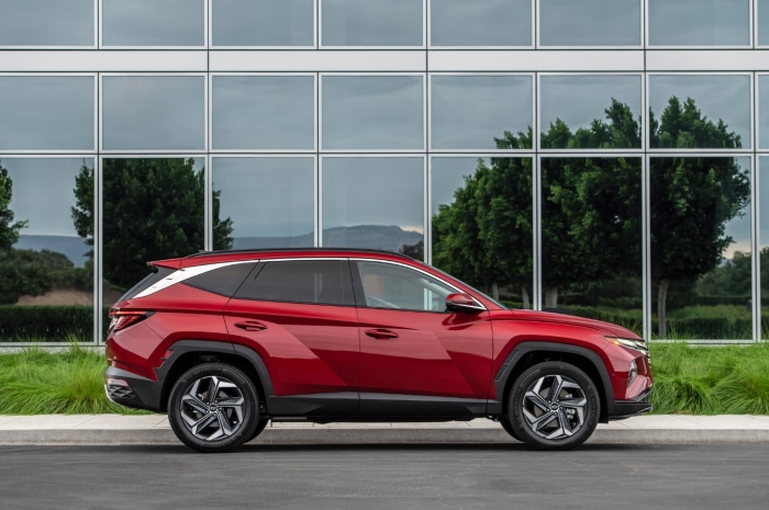 &lsquo;Gạt gi&ograve;&rsquo; Mazda CX-5 v&agrave; Honda CR-V, Hyundai Tucson giảm gi&aacute; lăn b&aacute;nh cuối th&aacute;ng 2/2026 xuống cực rẻ ảnh 3