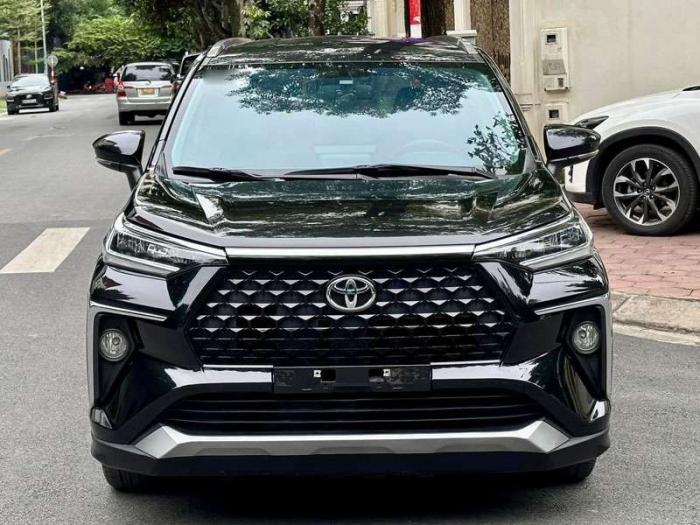Gi&aacute; lăn b&aacute;nh Toyota Veloz Cross đầu th&aacute;ng 3/2026 ở mức &lsquo;rẻ như cho&rsquo;, &lsquo;knock-out&rsquo; Mitsubishi Xpander ảnh 3