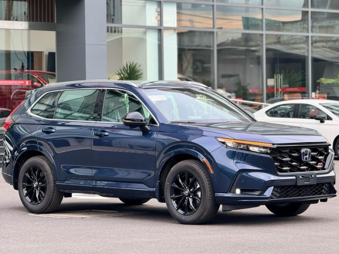 Honda CR-V giảm gi&aacute; lăn b&aacute;nh đầu th&aacute;ng 3/2026 cực kỳ cạnh tranh, dễ khiến Mazda CX-5 &lsquo;nếm tr&aacute;i đắng&rsquo; ảnh 2
