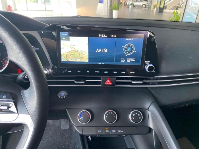 Gi&aacute; lăn b&aacute;nh Hyundai Elantra giảm &lsquo;kh&ocirc;ng phanh&rsquo; giữa th&aacute;ng 2/2026, &lsquo;chơi tới bến&rsquo; Kia K3 v&agrave; Mazda3 ảnh 5