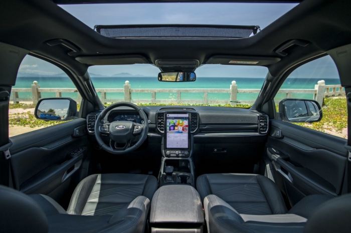 Gi&aacute; xe Ford Everest lăn b&aacute;nh cập nhật đầu th&aacute;ng 3/2026 rẻ &aacute;t v&iacute;a Hyundai Santa Fe v&agrave; Toyota Fortuner ảnh 7