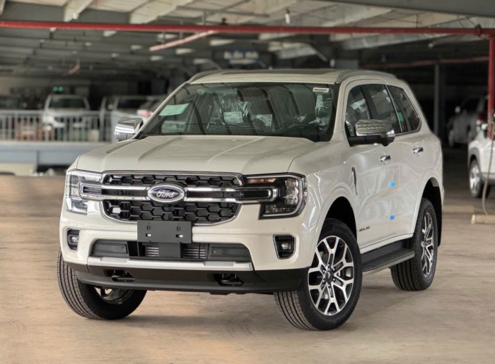Gi&aacute; lăn b&aacute;nh Ford Everest cuối th&aacute;ng 3/2026 duy tr&igrave; ở mức cạnh tranh, quyết &lsquo;đ&egrave; bẹp&rsquo; Toyota Fortuner ảnh 5