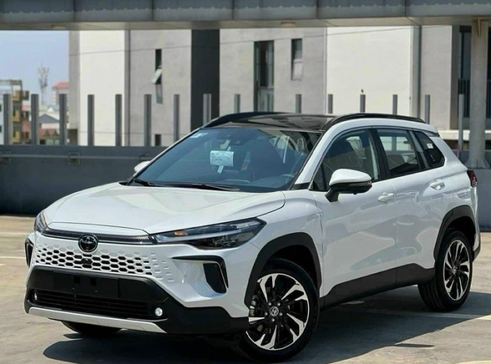 Gi&aacute; xe Toyota Corolla Cross lăn b&aacute;nh giữa th&aacute;ng 3/2026 &lsquo;rẻ như rau&rsquo;, quyết cho Kia Seltos &lsquo;đo v&aacute;n&rsquo; ảnh 1