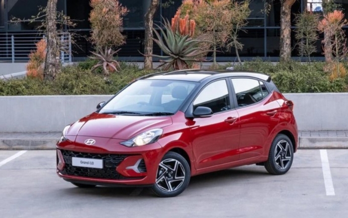 Gi&aacute; lăn b&aacute;nh Hyundai Grand i10 đầu th&aacute;ng 4/2026 rẻ như &lsquo;tr&ograve; đ&ugrave;a ng&agrave;y c&aacute; th&aacute;ng 4&rsquo;, đả bại Kia Morning ảnh 2