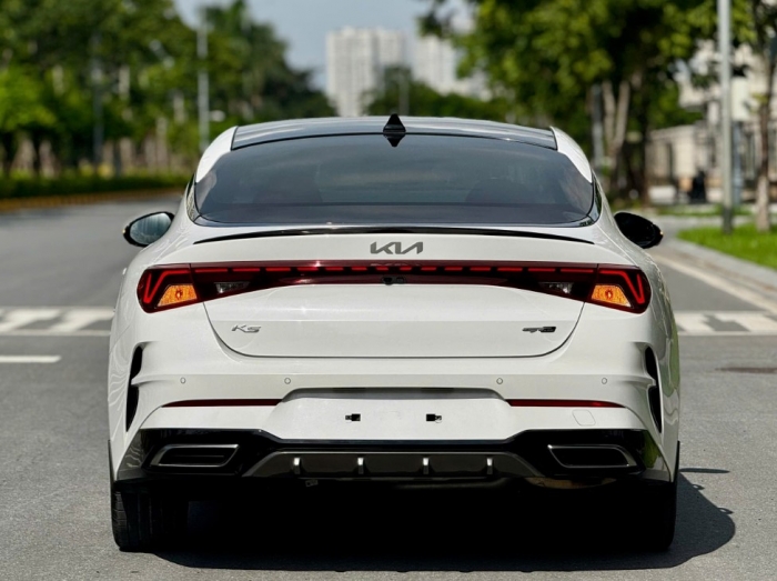 Kia K5 nhận ưu đ&atilde;i khủng gi&uacute;p gi&aacute; lăn b&aacute;nh giảm s&acirc;u cuối th&aacute;ng 1/2026, quyết &lsquo;triệt hạ&rsquo; Toyota Camry ảnh 4