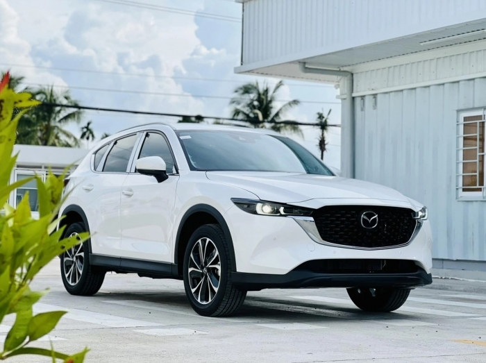 Gi&aacute; lăn b&aacute;nh Mazda CX-5 mới nhất cuối th&aacute;ng 3/2026 rẻ &aacute;t v&iacute;a Honda CR-V, &lsquo;đ&egrave; bẹp&rsquo; cả ph&acirc;n kh&uacute;c cỡ C ảnh 1
