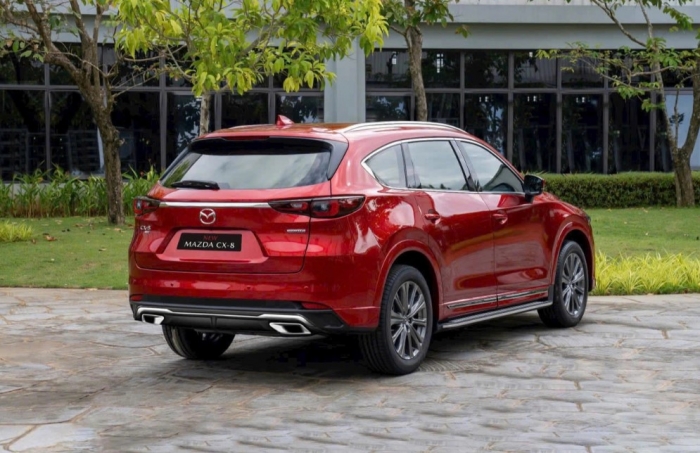 Gi&aacute; xe Mazda CX-8 lăn b&aacute;nh cuối th&aacute;ng 3/2026 rẻ &aacute;t v&iacute;a Toyota Fortuner, cho Ford Everest &lsquo;đo v&aacute;n&rsquo; ảnh 4