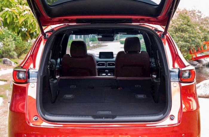 Gi&aacute; xe Mazda CX-8 lăn b&aacute;nh cuối th&aacute;ng 3/2026 rẻ &aacute;t v&iacute;a Toyota Fortuner, cho Ford Everest &lsquo;đo v&aacute;n&rsquo; ảnh 5