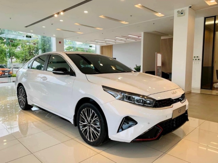 Gi&aacute; Kia K3 lăn b&aacute;nh đầu th&aacute;ng 4/2026 cực kỳ cạnh tranh, đẩy Mazda3 v&agrave; Hyundai Elantra v&agrave;o 'thế kh&oacute;' ảnh 2