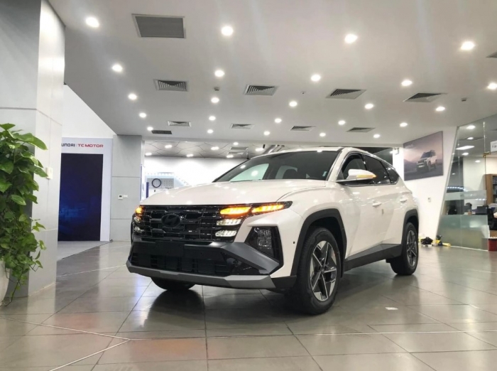 Gi&aacute; lăn b&aacute;nh Hyundai Tucson đầu th&aacute;ng 4/2026 giảm &lsquo;sập s&agrave;n&rsquo;, &lsquo;chơi tất tay&rsquo; Mazda CX-5 v&agrave; Honda CR-V ảnh 1