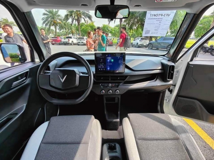 Gi&aacute; lăn b&aacute;nh VinFast VF 3 cập nhật mới nhất đầu th&aacute;ng 4/2026: &lsquo;Rẻ v&ocirc; đối&rsquo; nhờ hưởng ưu đ&atilde;i cực khủng ảnh 6