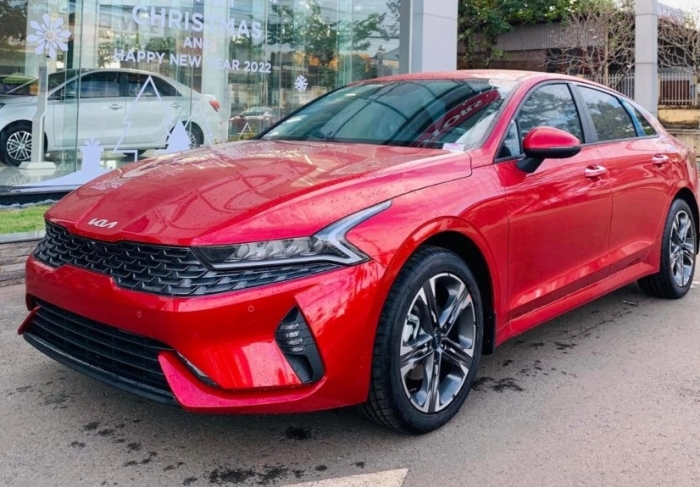 Quyết &lsquo;lật đổ&rsquo; Toyota Camry, Kia K5 tung &lsquo;si&ecirc;u ưu đ&atilde;i&rsquo; giảm s&acirc;u gi&aacute; lăn b&aacute;nh giữa th&aacute;ng 4/2026 ảnh 2