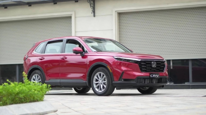 Gi&aacute; xăng dầu tối nay 23/4 đồng loạt 'lao dốc', c&oacute; loại giảm 1.159 đồng/L, Honda CR-V hạ gi&aacute; lăn b&aacute;nh ảnh 5