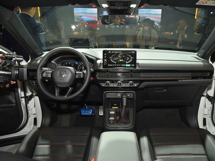 Gi&aacute; xăng dầu tối nay 23/4 đồng loạt 'lao dốc', c&oacute; loại giảm 1.159 đồng/L, Honda CR-V hạ gi&aacute; lăn b&aacute;nh ảnh 7