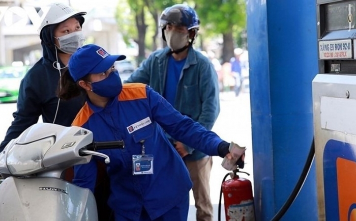 Gi&aacute; xăng dầu tối 22/4 chạm mốc mới &lsquo;rẻ như rau&rsquo;, gi&aacute; lăn b&aacute;nh Tucson giảm s&acirc;u đ&egrave; bẹp cả Mazda CX-5 ảnh 1