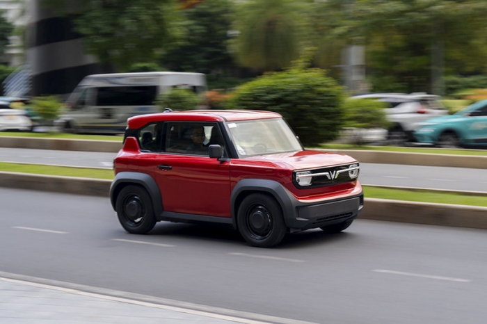 Gi&aacute; xăng dầu h&ocirc;m nay 28/4: Dầu diesel, xăng RON 92 v&agrave; RON 95 'đua' nhau giảm mạnh, gi&aacute; lăn b&aacute;nh VinFast VF 3 cực rẻ ảnh 3