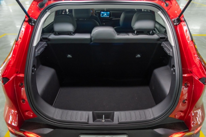 Gi&aacute; xăng dầu h&ocirc;m nay 29/4: Dầu diesel giảm &lsquo;sập s&agrave;n&rsquo;, xăng RON 92 v&agrave; RON 95 &lsquo;rẻ hết nấc&rsquo;, gi&aacute; lăn b&aacute;nh VinFast VF 5 mềm ảnh 5