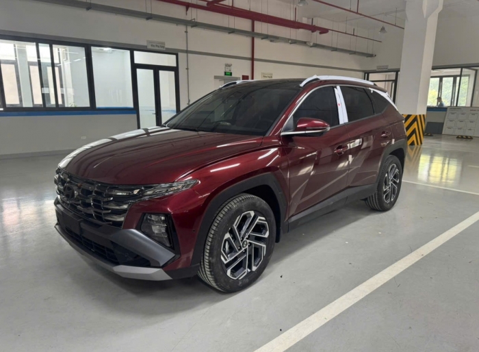 Gi&aacute; xăng dầu chiều nay ng&agrave;y 2/5: Dầu diesel, xăng RON 92 v&agrave; RON 95 &lsquo;rẻ nhất khu vực&rsquo;, gi&aacute; lăn b&aacute;nh Hyundai Tucson giảm ảnh 4