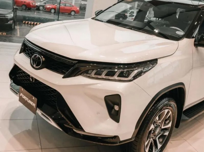 Gi&aacute; xăng dầu h&ocirc;m nay 3/5: Dầu diesel &lsquo;rẻ như b&egrave;o&rsquo;, xăng RON 92 v&agrave; RON 95 &lsquo;b&aacute;n như cho&rsquo;, gi&aacute; lăn b&aacute;nh Toyota Fortuner ảnh 4