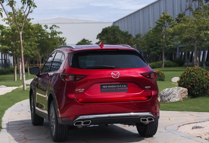 Bảng gi&aacute; xăng dầu h&ocirc;m nay 10/5: Dầu diesel &lsquo;thủng đ&aacute;y&rsquo;, xăng RON 95  ảnh &lsquo;rẻ như cho&rsquo;, gi&aacute; lăn b&aacute;nh Mazda CX-5 giảm cực mạnh ảnh 5
