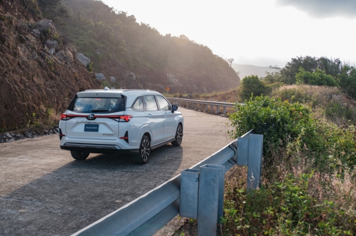 Bảng gi&aacute; xăng dầu Petrolimex trưa nay 5/5: Xăng RON 92 v&agrave; RON 95 rẻ &lsquo;b&aacute; ch&aacute;y&rsquo;, gi&aacute; lăn b&aacute;nh Toyota Veloz Cross giảm s&acirc;u ảnh 5