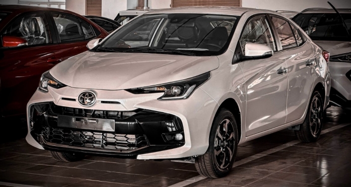 Gi&aacute; xăng dầu trưa h&ocirc;m nay ng&agrave;y 7/5: Xăng RON 92 v&agrave; 95 ở mức &lsquo;vừa b&aacute;n vừa cho&rsquo;, gi&aacute; lăn b&aacute;nh Toyota Vios giảm 'sập s&agrave;n' ảnh 2