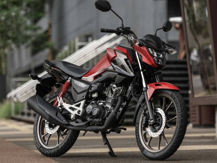 Tin xe hot 5/5: &lsquo;Vua c&ocirc;n tay&rsquo; 160cc của Honda được d&acirc;n t&igrave;nh săn đ&oacute;n v&igrave; c&aacute; t&iacute;nh hơn Winner R v&agrave; Yamaha Exciter, gi&aacute; mềm ảnh 1