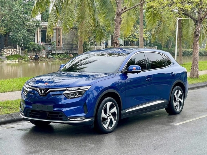 Gi&aacute; xăng dầu h&ocirc;m nay 17/5: Dầu diesel về &lsquo;đ&aacute;y&rsquo; mới, xăng RON 95 &lsquo;rụng&rsquo; hơn 9.700 đồng từ đỉnh, gi&aacute; lăn b&aacute;nh VinFast VF 8 ảnh 6