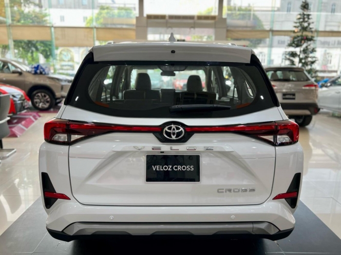 Gi&aacute; xăng dầu tối nay 23/5: Xăng RON 95 &lsquo;bốc hơi&rsquo; 8.300 đồng/l&iacute;t, gi&aacute; đầy b&igrave;nh Toyota Veloz Cross giảm &lsquo;mất phanh&rsquo; ảnh 5