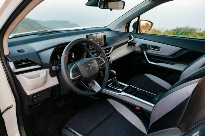 Gi&aacute; xăng dầu tối nay 23/5: Xăng RON 95 &lsquo;bốc hơi&rsquo; 8.300 đồng/l&iacute;t, gi&aacute; đầy b&igrave;nh Toyota Veloz Cross giảm &lsquo;mất phanh&rsquo; ảnh 6