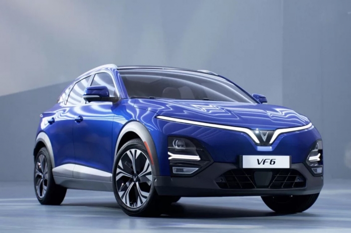 Bảng gi&aacute; xăng dầu trưa nay 4/6: E10 &lsquo;rẻ hơn b&uacute;n&rsquo;, RON 92 đang lao đầu về &lsquo;đ&aacute;y&rsquo; mới, gi&aacute; lăn b&aacute;nh VinFast VF 6 cực hời ảnh 2