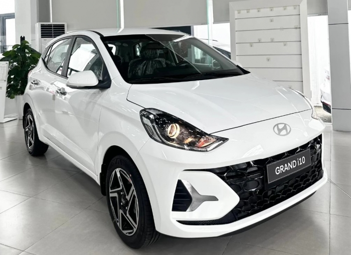 Gi&aacute; xăng dầu trưa 5/6: RON 92 &lsquo;đứt&rsquo; hơn 8.000 đồng/l&iacute;t, E10 rẻ chưa từng c&oacute;, gi&aacute; lăn b&aacute;nh Hyundai Grand i10 'si&ecirc;u mềm&rsquo; ảnh 2
