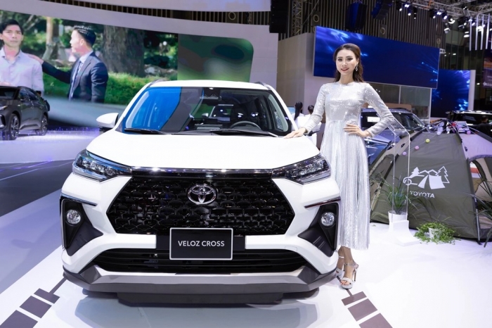 Gi&aacute; xăng dầu h&ocirc;m nay trưa 16/6: E10 v&agrave; RON 92 rơi &lsquo;xuy&ecirc;n đ&aacute;y&rsquo; về gần 20.000 đồng/l&iacute;t, gi&aacute; lăn b&aacute;nh Toyota Veloz Cross ảnh 3