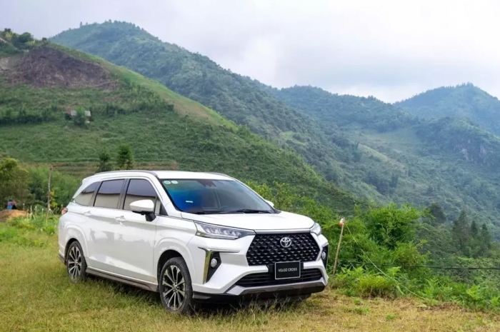 Gi&aacute; xăng dầu h&ocirc;m nay trưa 16/6: E10 v&agrave; RON 92 rơi &lsquo;xuy&ecirc;n đ&aacute;y&rsquo; về gần 20.000 đồng/l&iacute;t, gi&aacute; lăn b&aacute;nh Toyota Veloz Cross ảnh 4