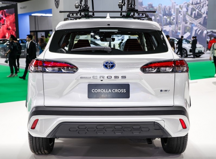Gi&aacute; xăng dầu chiều nay 23/6: RON 92 'ph&aacute; đ&aacute;y', E10 tụt hơn 10.000 đồng/l&iacute;t, gi&aacute; Toyota Corolla Cross lăn b&aacute;nh bao nhi&ecirc;u? ảnh 5