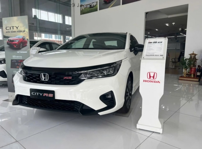 Gi&aacute; xăng dầu chiều 2/7: E10 v&agrave; RON 92 lại giảm mạnh, dầu diesel ch&iacute;nh thức xuống &lsquo;đ&aacute;y&rsquo; mới, bảng gi&aacute; lăn b&aacute;nh Honda City ảnh 2