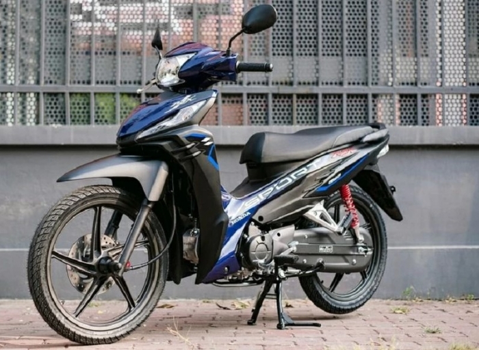 Gi&aacute; xăng dầu h&ocirc;m nay 15/7: E10 giảm gần 12.000 đồng/l&iacute;t, RON 92 tụt thẳng xuống đ&aacute;y mới, bảng gi&aacute; đầy b&igrave;nh c&aacute;c mẫu xe số ảnh 2